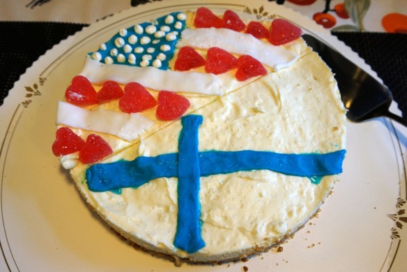 23teenh_flagcake